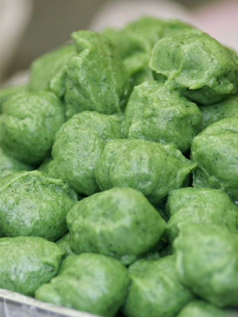 よもぎだんごが出来るまで 2.ご注文をいただいてからお作り致しております - 02