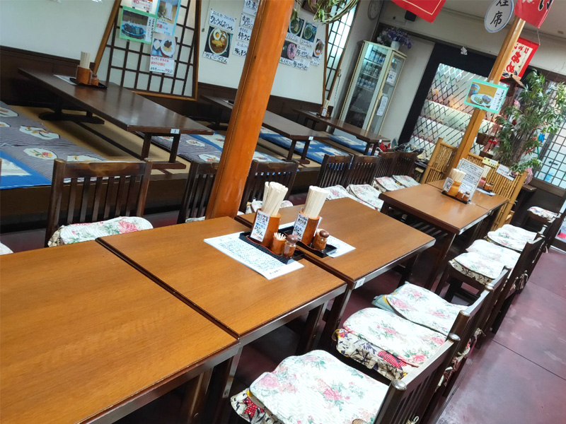 生田屋 店内風景